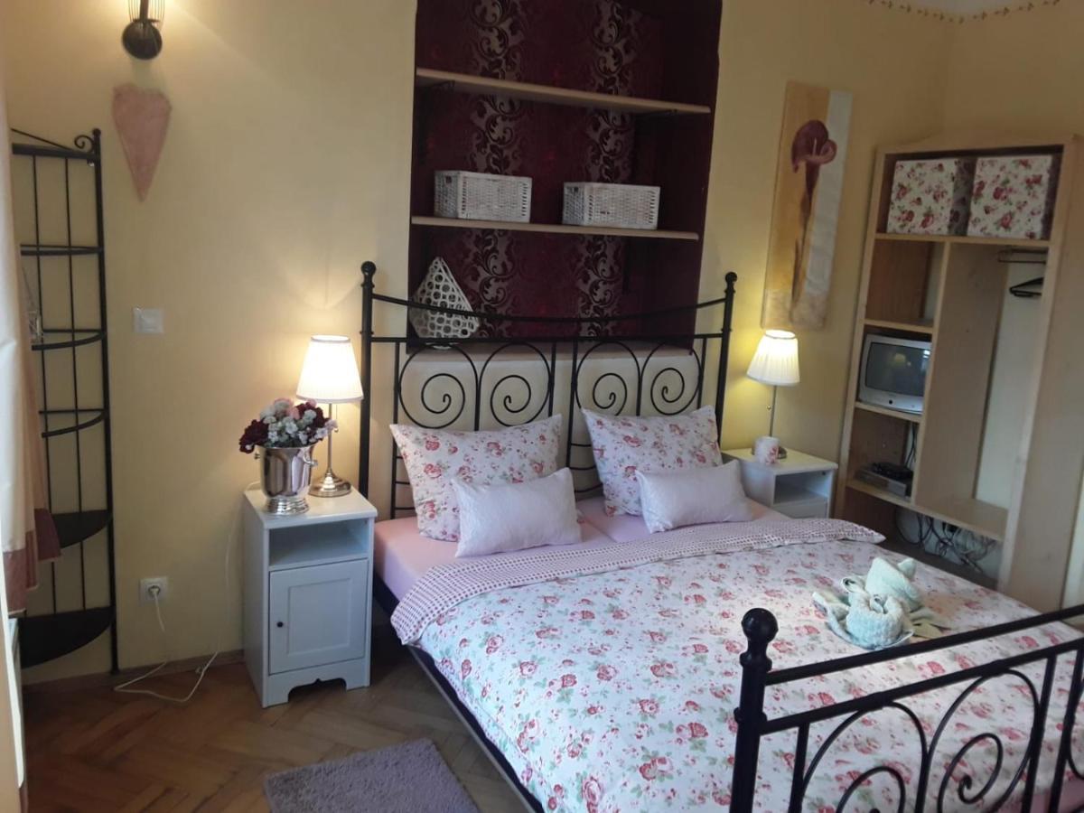 Apartmany Villa Magnolie Липова-Лазне Экстерьер фото