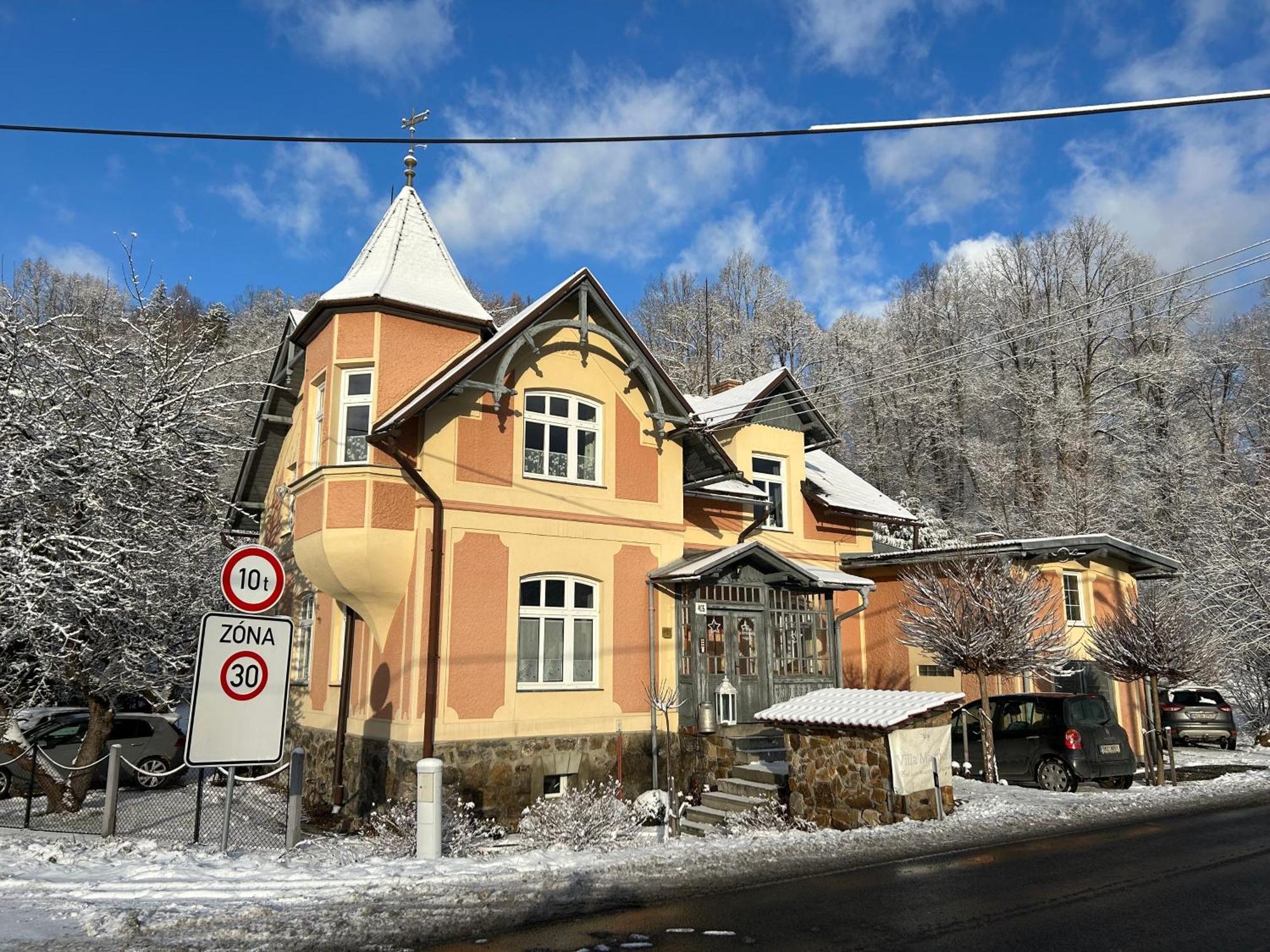 Apartmany Villa Magnolie Липова-Лазне Экстерьер фото